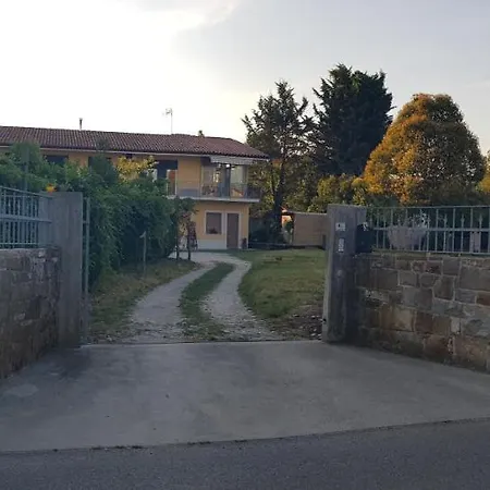 Sunny's House Bed & Breakfast *